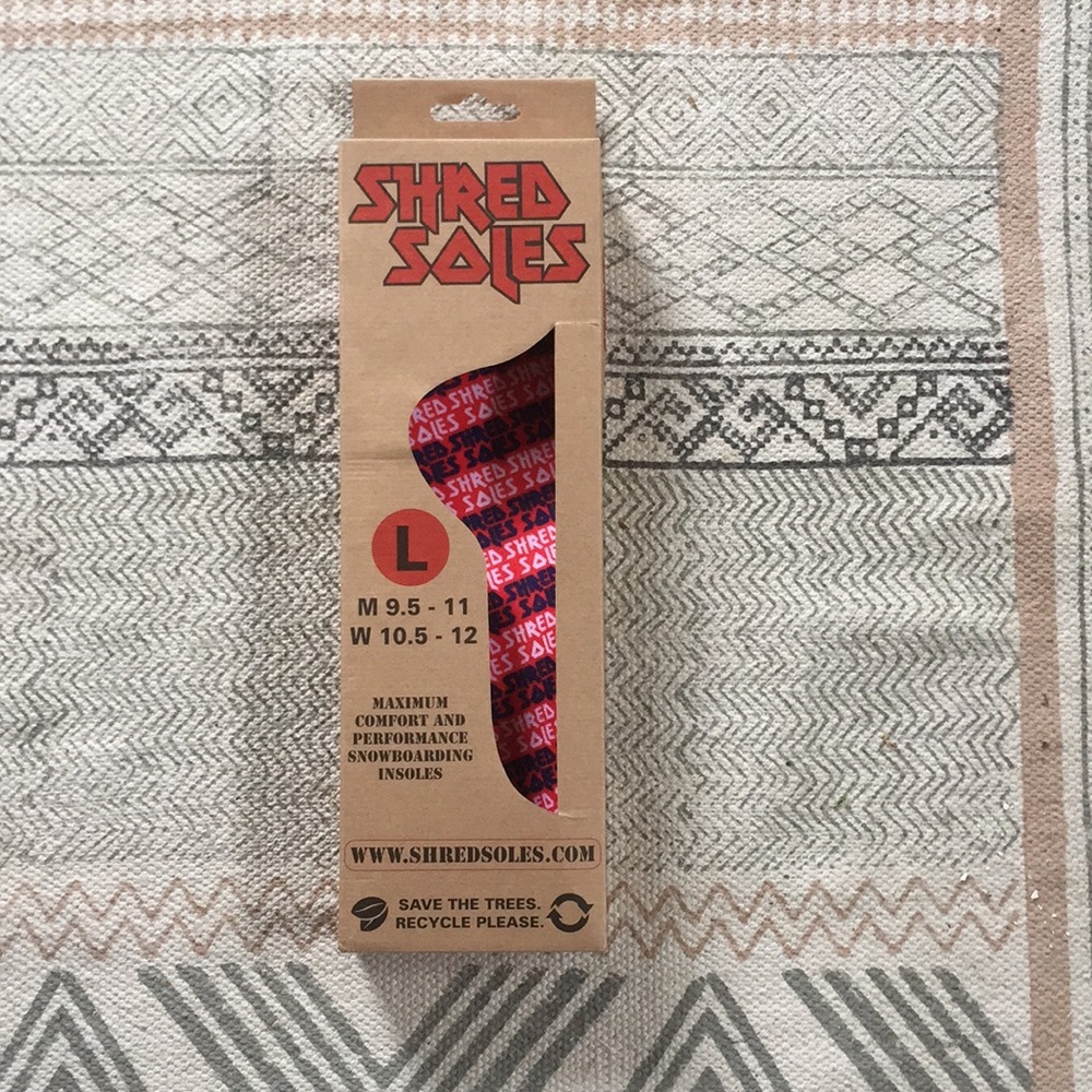 Snowboard shoe soles